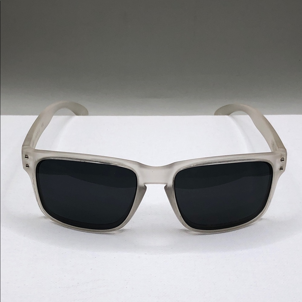 Oakley Halbrook Frost White-Gray Sheer Frame Sunglasses OO9102 Polarized.
